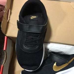 Nike toddler shoes